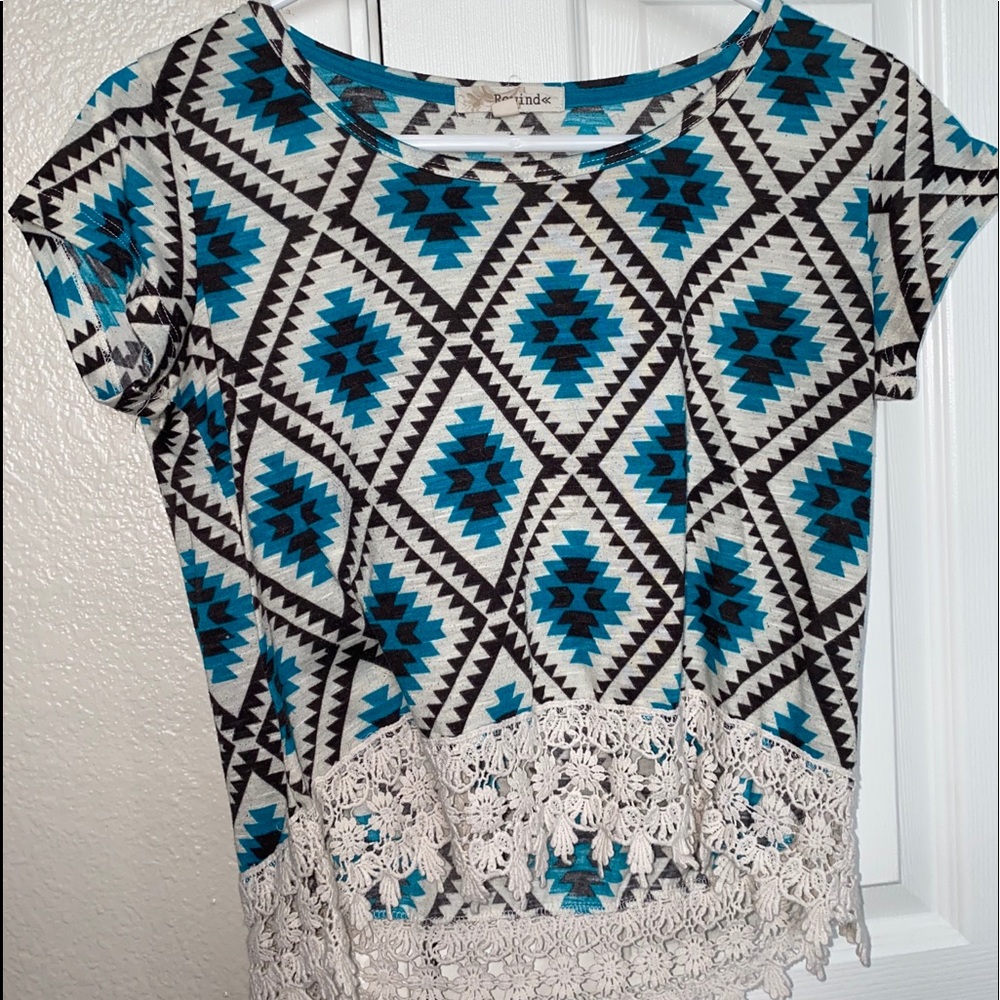 Cute crop top!